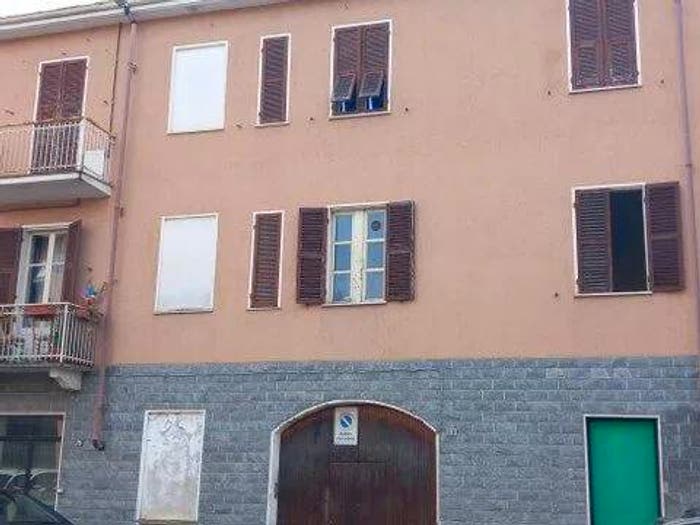 Appartamento trilocale in vendita in Via Giovanni Amendola, Centro, Acqui Terme