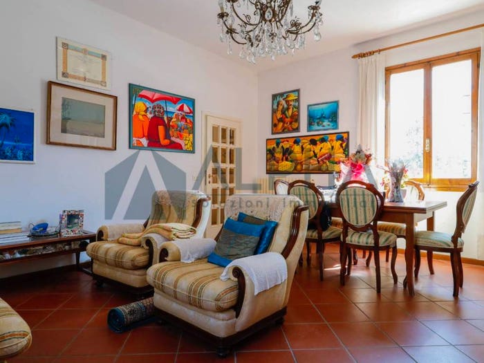 Casa con 5 locali in vendita in Via Fontanelle, Ronco, Forlì