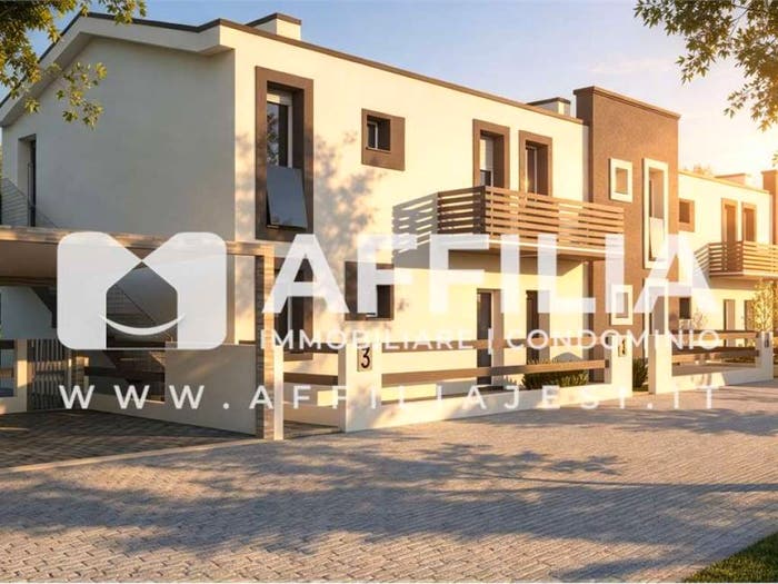 Appartamento con 5 locali in vendita in Via Pergolesi, Macineborgo Loreto, Castelplanio