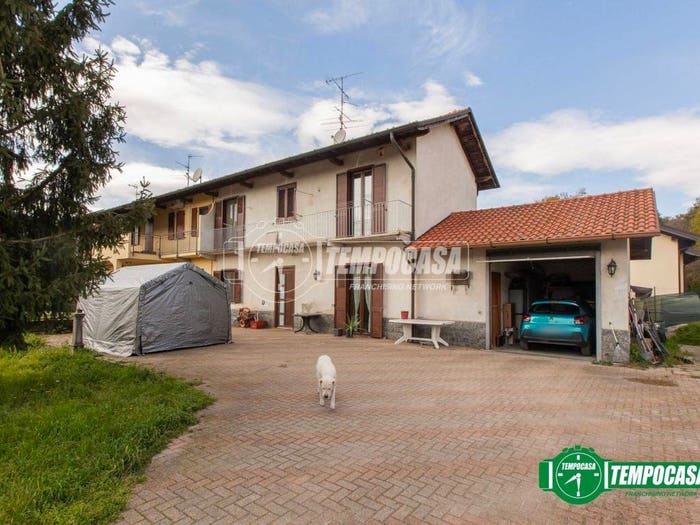 Casa trilocale in vendita in Via Sant'Anna B, Sant'Anna Ovest, Lonate Pozzolo