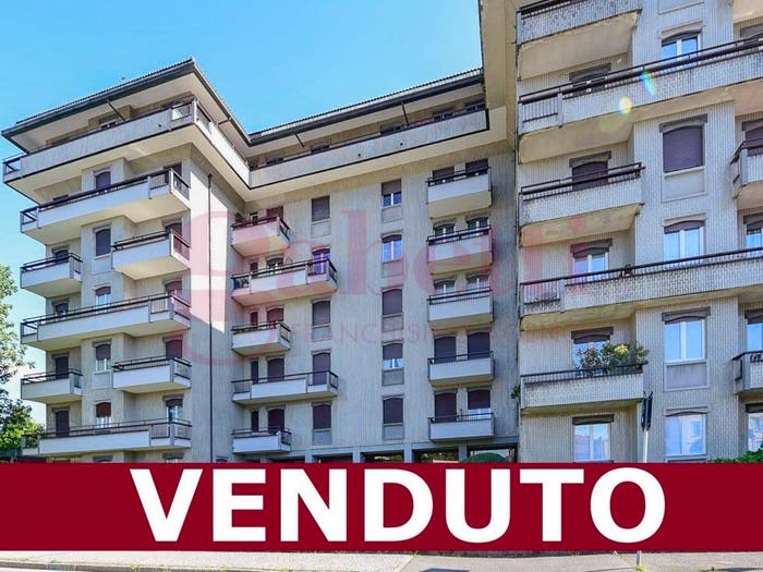 Appartamento trilocale in vendita in Via San Adeodato, Galliano, Cantù