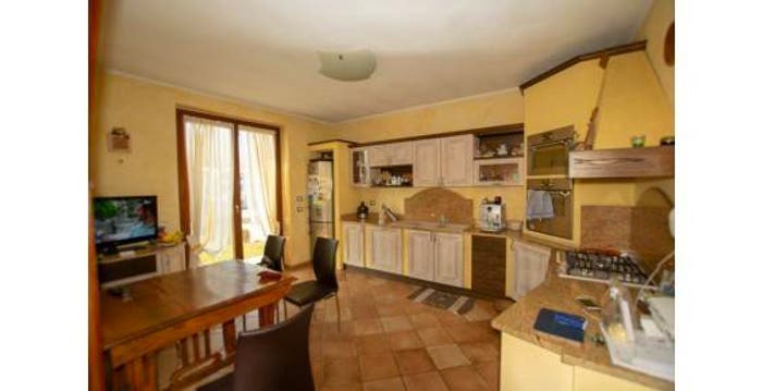 Casa con 5 locali in vendita in Corso Roma, Centro, Cilavegna