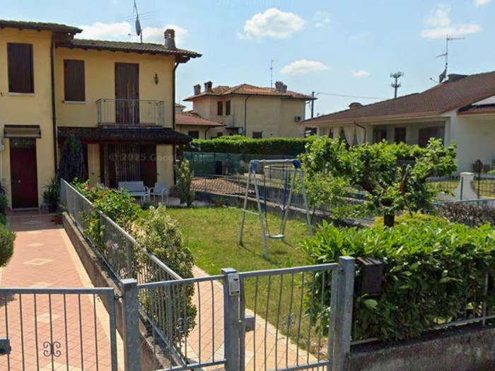 Appartamento trilocale in vendita in Via Tiziano, Centro, Offlaga