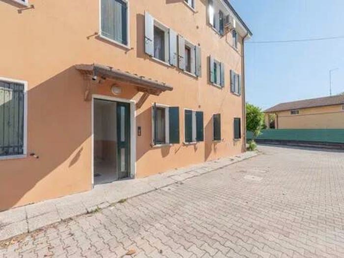 Appartamento trilocale in vendita in Via Piave SNC, Torreselle, Piombino Dese