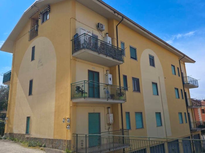 Casa quadrilocale in vendita in Via Chiusa, Centro, Ascea