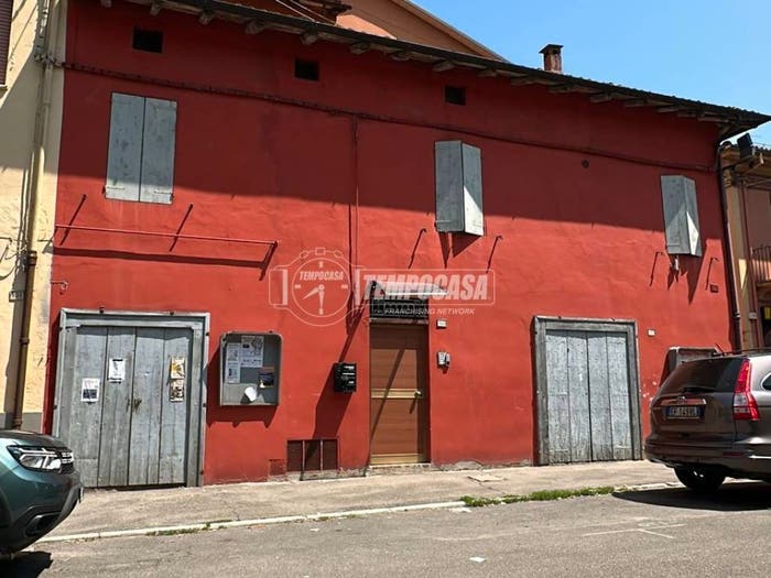 Appartamento trilocale in vendita in Via dei Mille, Piumazzo, Castelfranco Emilia