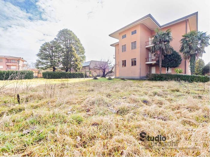 Appartamento trilocale in vendita in Via Don Luigi Sturzo, Molteno