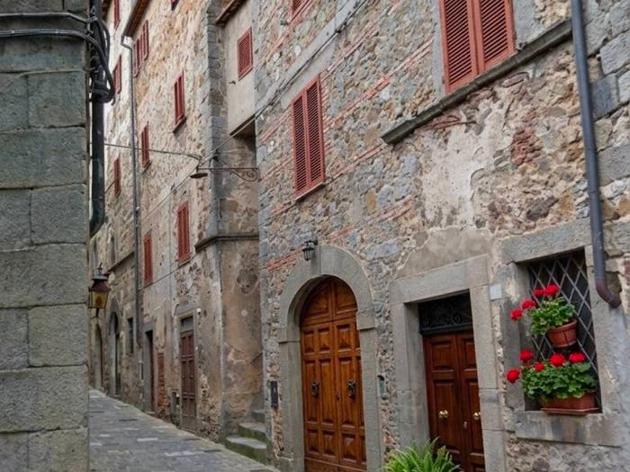 Appartamento quadrilocale in vendita in Via Talassese, Centro, Arcidosso