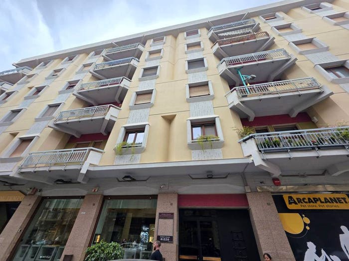 Appartamento quadrilocale in vendita in Via Luglio, San Martino, Messina