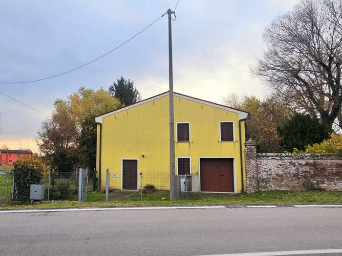 Casa quadrilocale in vendita in VIA PONTICELLI, Centro, Granze