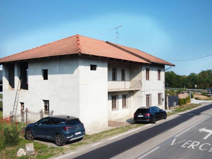Casa quadrilocale in vendita in Via Giovanni Amendola, Centro, Cossato