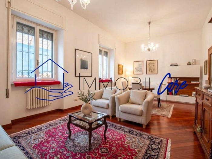 Appartamento con 6 locali in vendita in Via Leonardo Cambini, Calzabigi, Livorno