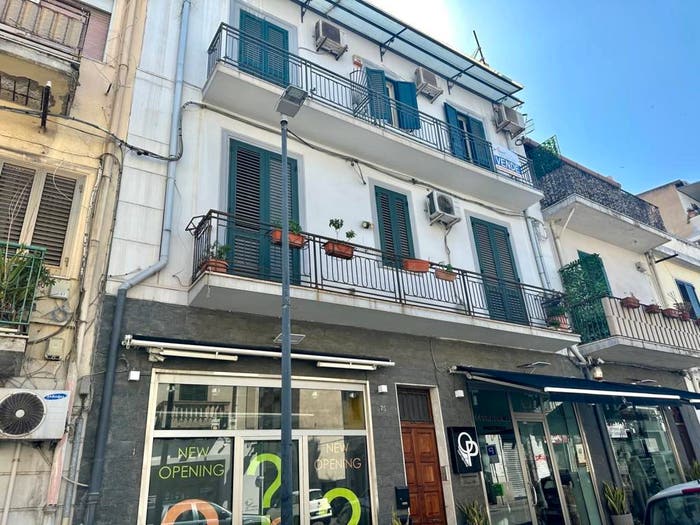 Appartamento quadrilocale in vendita in Via Palermo, Regina Margherita Torrente Trapani, Messina