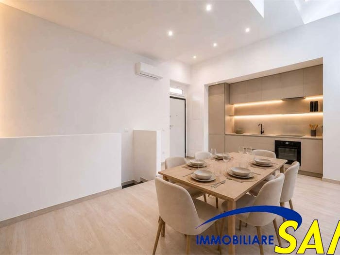 Appartamento trilocale in vendita in Via Vittoria Colonna, Amendola Buonarroti, Milano