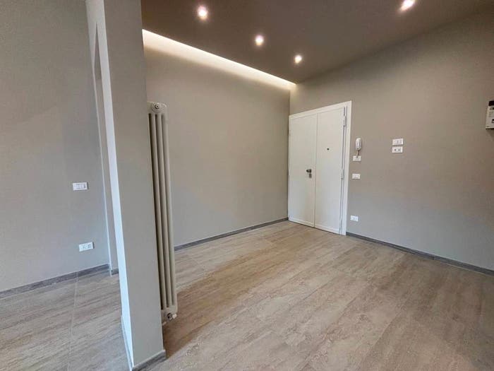 Appartamento con 5 locali in vendita in Piazza Antonelli, Campo di Marte, Firenze