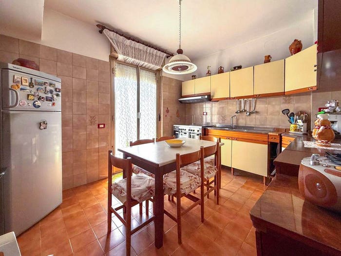 Appartamento quadrilocale in vendita in Via Monte Rosa, Gaeta