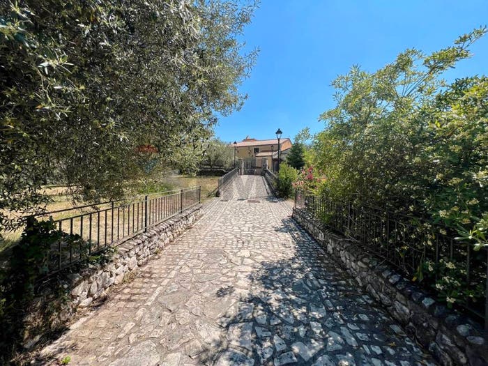 Casa con 6 locali in vendita in San Potito Sannitico