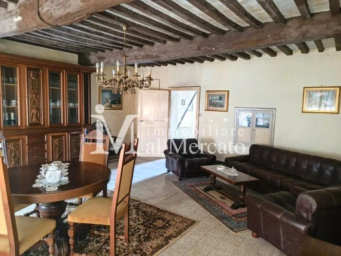 Casa con 6 locali in vendita in Via della Chiesa di Piazzano, Chiatri Piazzano, Lucca
