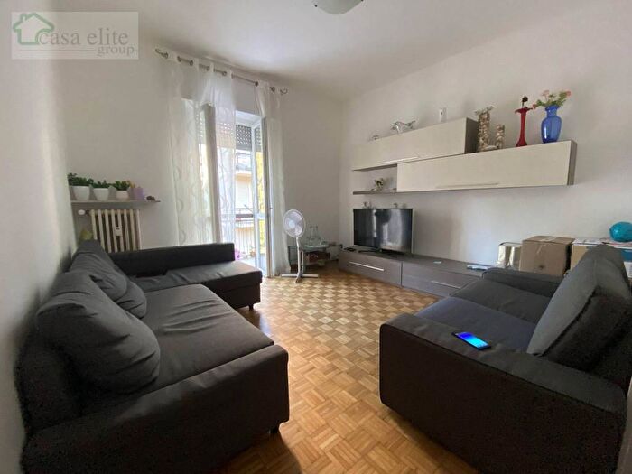 Appartamento trilocale in vendita in Corso Giuseppe Mazzini, Braila Stazione, Lodi