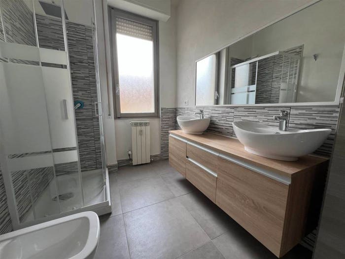 Appartamento quadrilocale in vendita in VIA CASTELDRAGONE, Novi Ligure