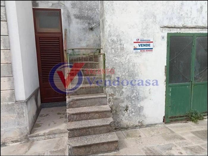 Casa quadrilocale in vendita in Piazza Castello No Number, Bagnolo del Salento
