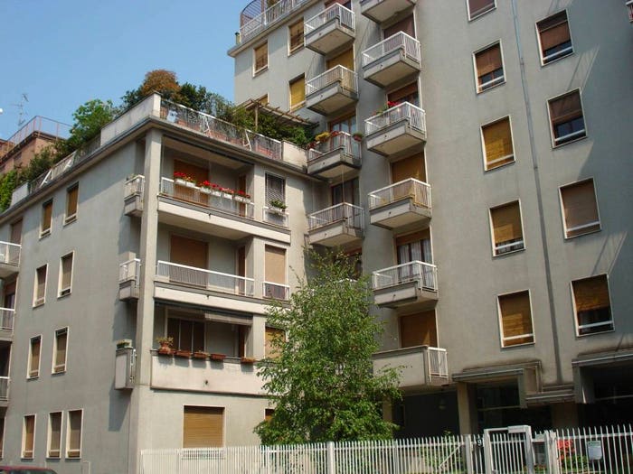Appartamento trilocale in vendita in Via Giovanni Cadolini, Lodi Brenta, Milano