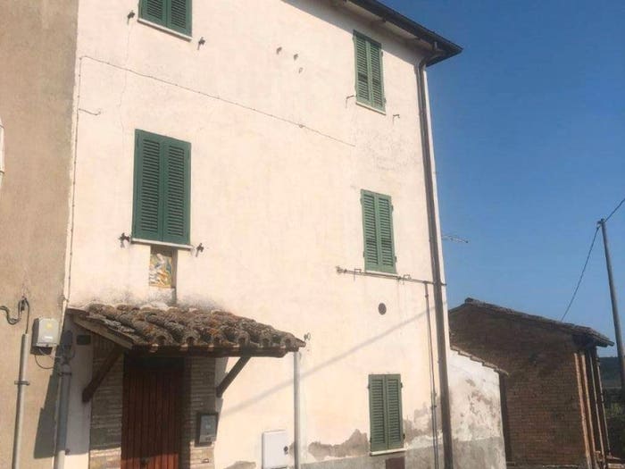Casa con 6 locali in vendita in Via di Villa Alta, Villa, Magione
