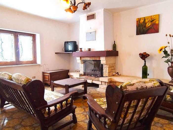 Appartamento quadrilocale in vendita in Località Campo Staffi, Filettino