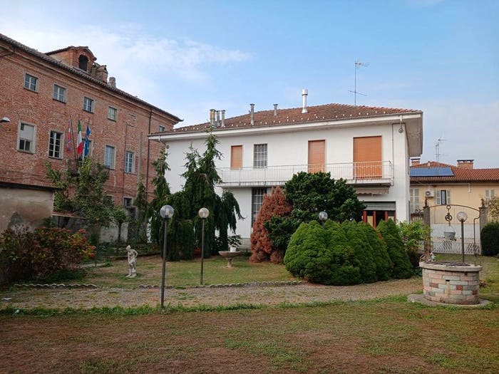Casa con 6 locali in vendita in Via Giuseppe Mazzini, Centro, Brusasco