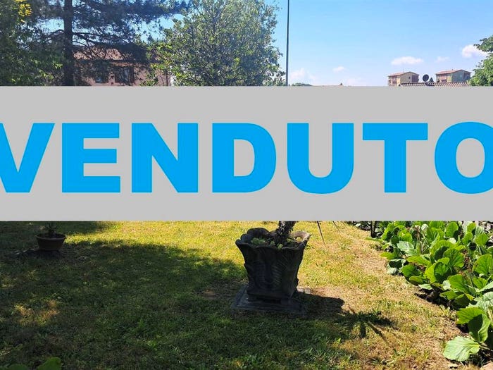 Appartamento quadrilocale in vendita in Via Papa Giovanni XXIII, Centro, Besana in Brianza