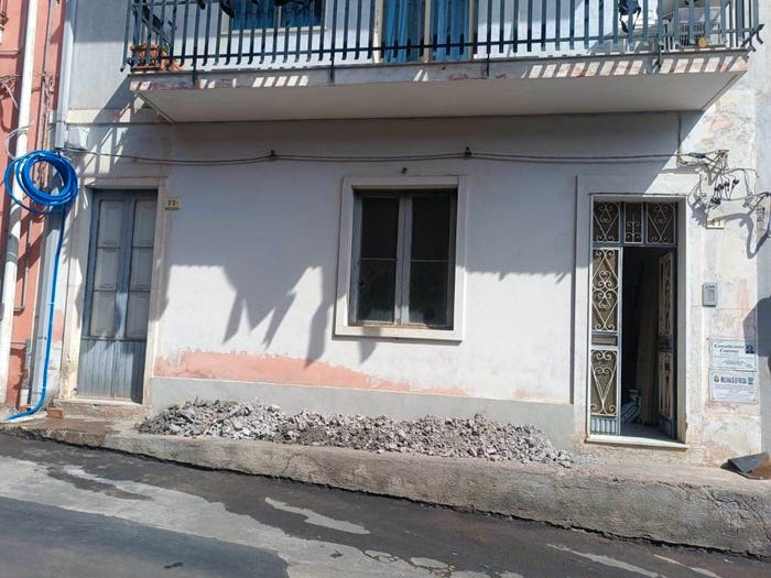 Appartamento con 5 locali in vendita in Santa Maria di Licodia