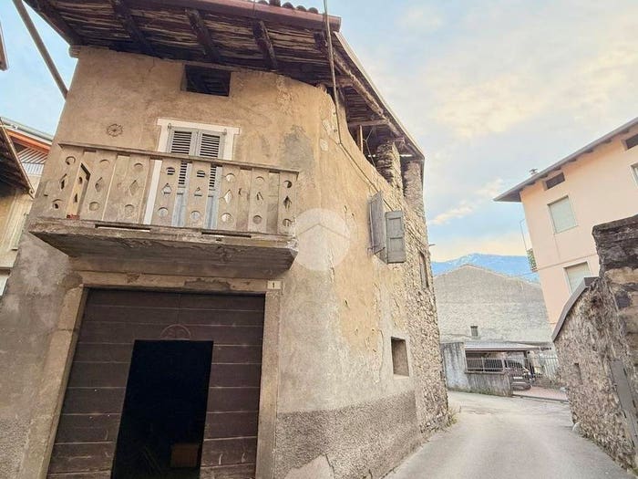 Casa con 5 locali in vendita in Via F Beretta, Centro, Cividate Camuno
