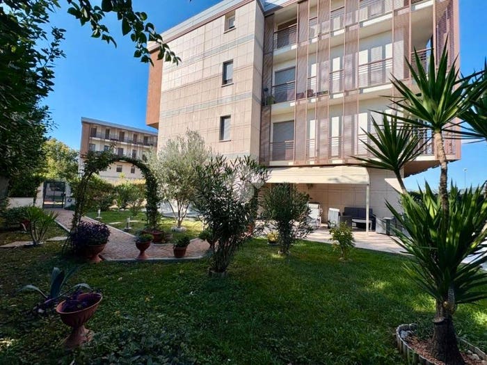 Appartamento trilocale in vendita in Via Aldo Moro, Bastia, Bastia Umbra