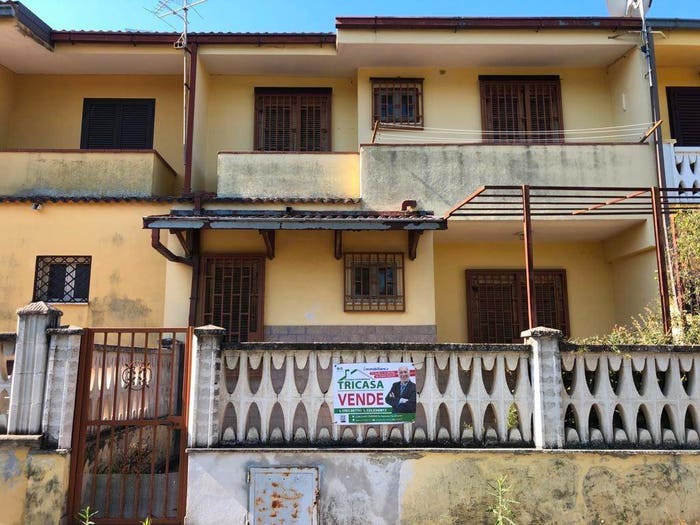Casa con 5 locali in vendita in BRUSCATE GRANDE, Bruscata Grande, Cassano all'Ionio