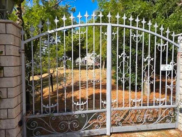 Casa con 6 locali in vendita in Osimo