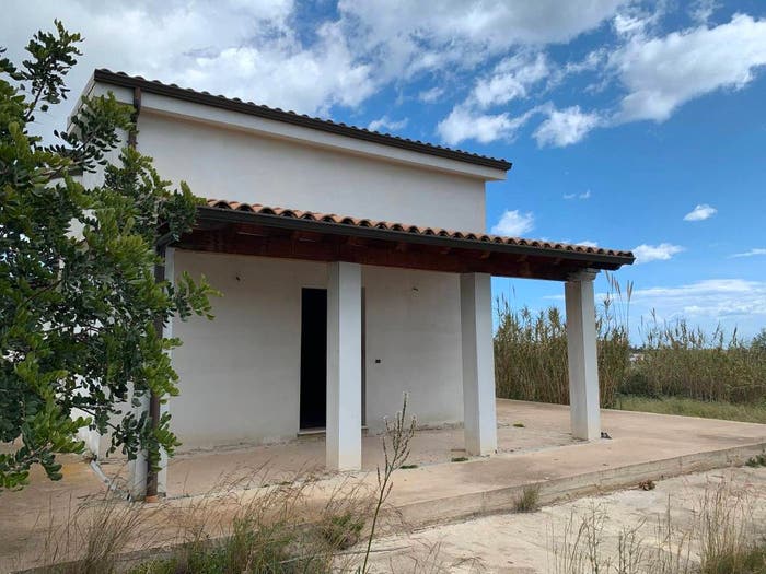 Casa con 6 locali in vendita in Via San Michele Arcangelo SNC, Noto