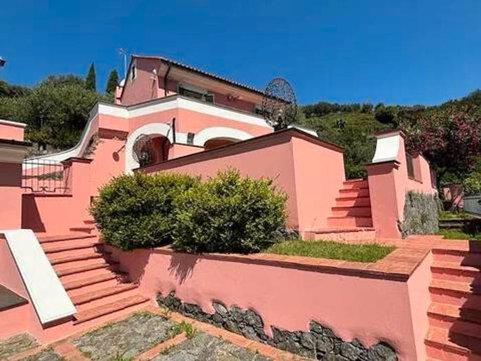 Casa con 5 locali in vendita in Via Privata Giò Stefano Testa, Celle Ligure Pecorile, Celle Ligure