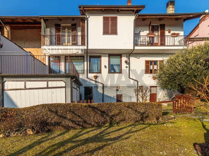 Casa con 6 locali in vendita in Frazione Ceretto, Bioglio