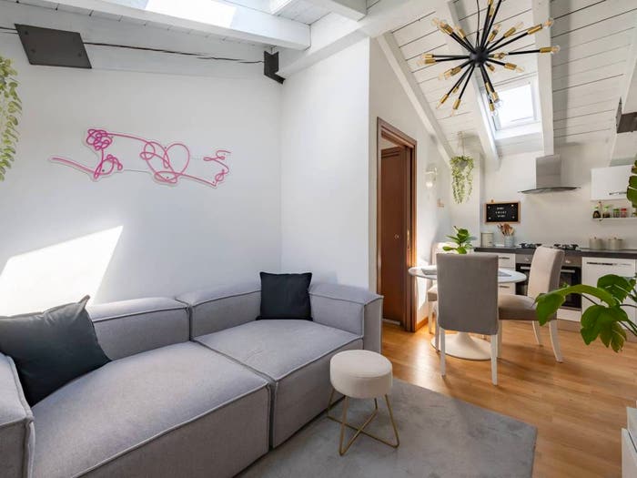 Appartamento bilocale in vendita in Via Arcivescovo Romilli, Corvetto, Milano