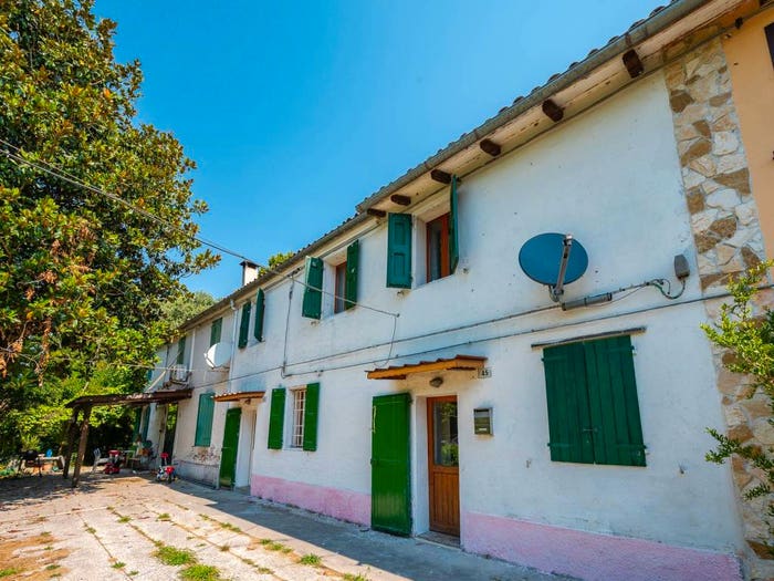 Casa con 5 locali in vendita in Via Reno Est, Galliera