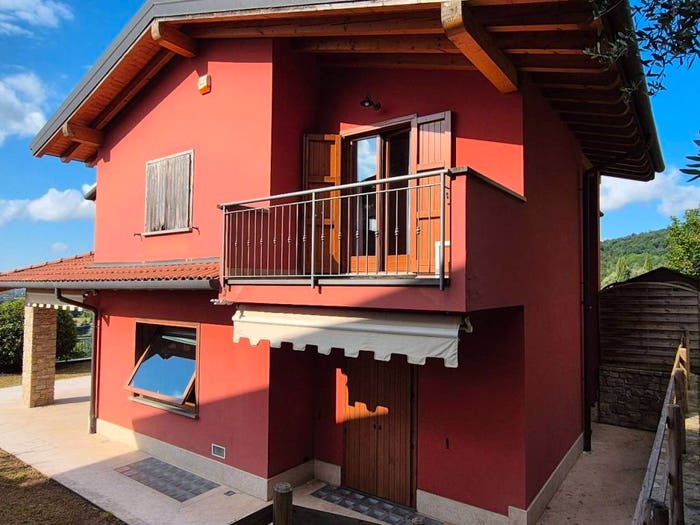 Casa con 5 locali in vendita in Via Loreto, Cenate Di Sotto, Cenate Sotto