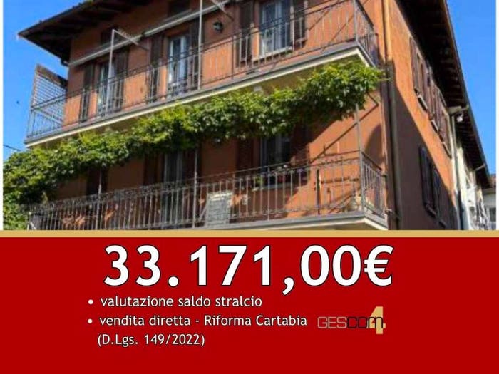Appartamento quadrilocale in vendita in Via Sacerdote Parietti, Seriate