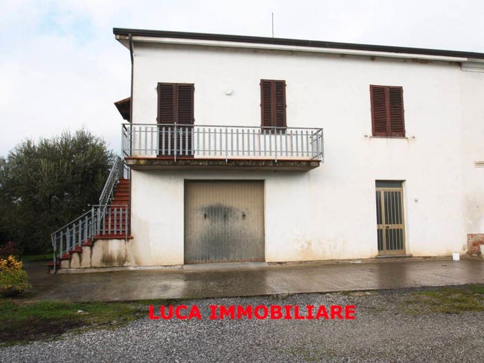 Casa quadrilocale in vendita in Via Romana Vecchia, Chiesanuova, Chiesina Uzzanese