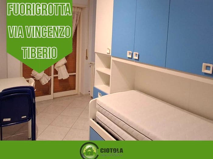 Appartamento bilocale in vendita in Via Vincenzo Tiberio, Fuorigrotta, Napoli