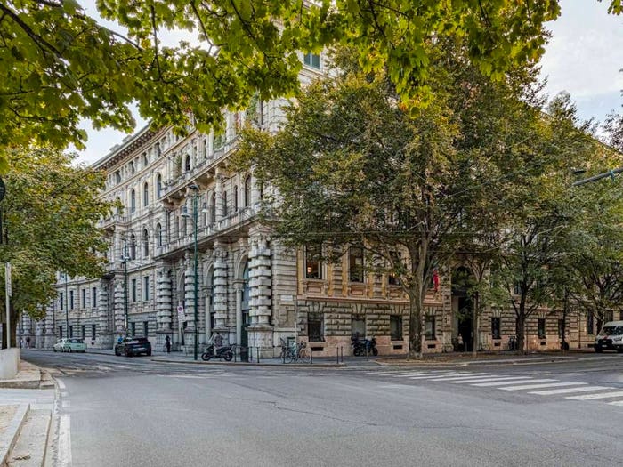 Appartamento con 5 locali in vendita in Via Bettino Ricasoli, Cadorna Castello, Milano