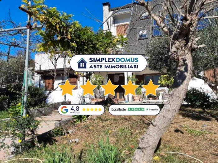 Appartamento con 5 locali in vendita in cda Pezzo La Corte, Centro, Viggianello