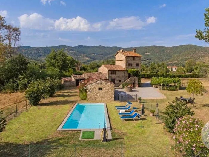 Casa quadrilocale in vendita in Centro, Cortona