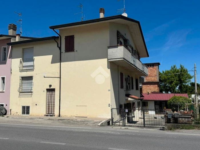 Appartamento quadrilocale in vendita in Via Cesenatico, Ponte Pietra Case Frini, Cesena