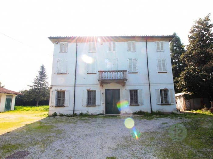 Casa con 6 locali in vendita in Via G Pellati, Fabbrico