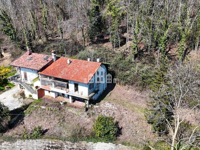 Casa con 6 locali in vendita in Via Giachetti, Cintano